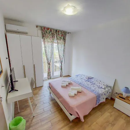 Guest house Metro